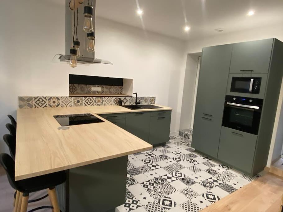 T2 4 Places 4Min A Pied Chateau Pau Exterior foto